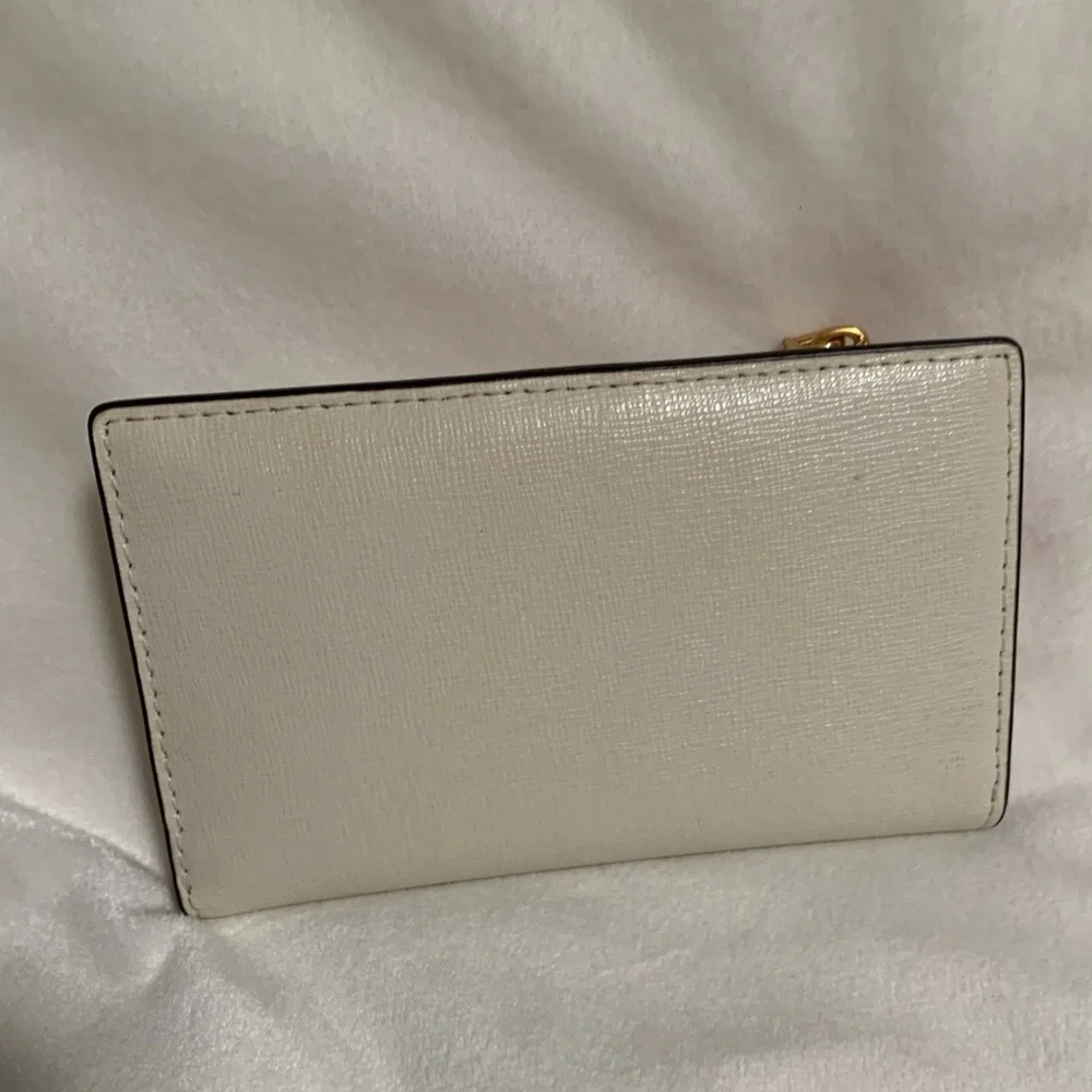 COPY - Kate Spade Lemon Drop Appliqué Small Slim Bifold Wallet
